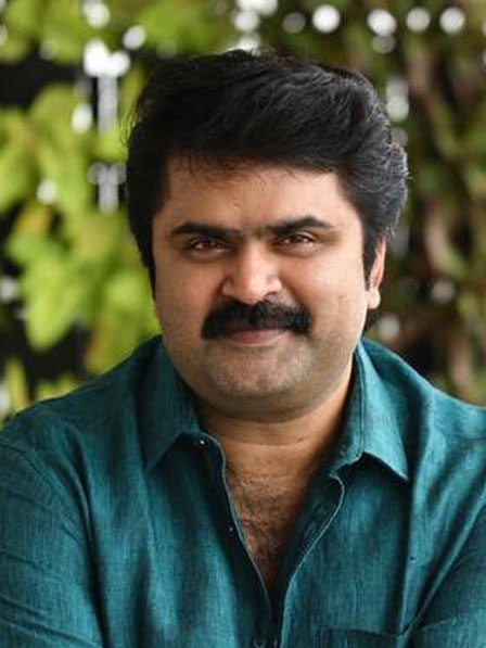 Anoop Menon thumb